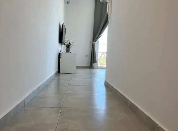 Blue Seaview Appartments * パ フォス